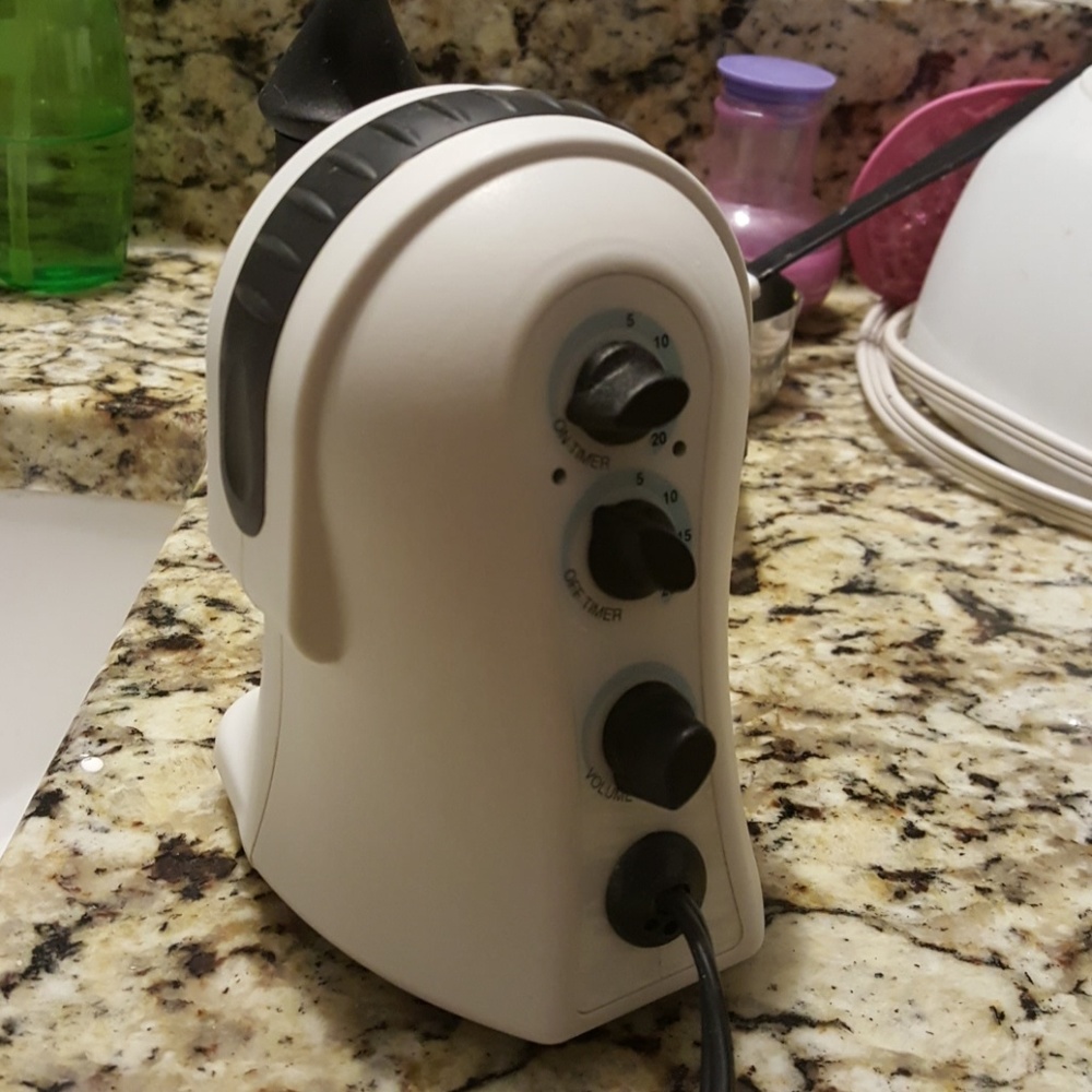 Essential oil diffuser